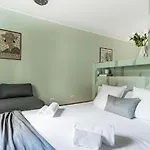 Joivy Studio Near Natural Museum